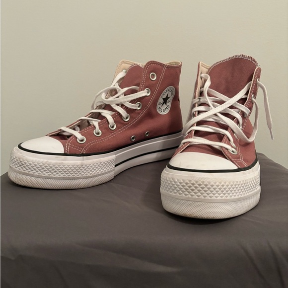 Women’s platform Converse size 8.5, mauve taupe color - Picture 2 of 6